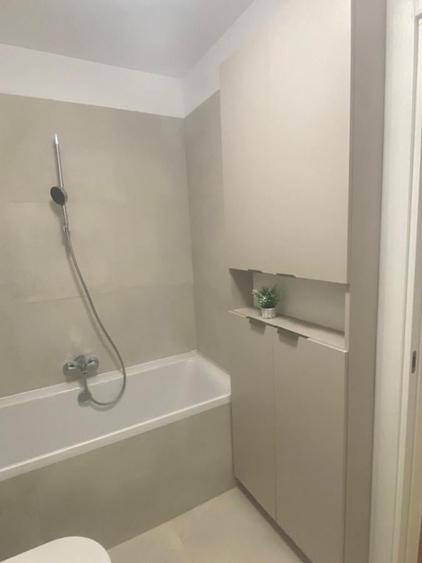 Apartament cu 2 camere decomandat, mobilat în Tunari