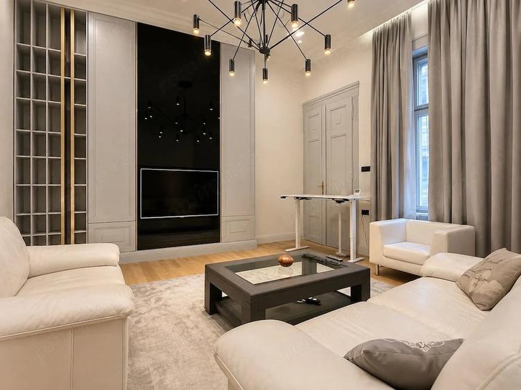 Apartament cu 3 camere semidecomandat în Ultracentral