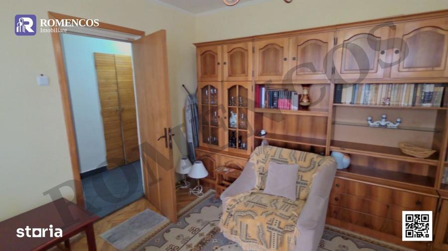Apartament cu 2 camere semidecomandat în Craiovei