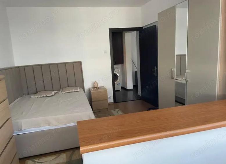 Apartament cu 3 camere decomandat, mobilat în Berceni