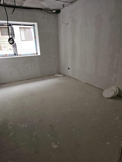 Apartament cu 4 camere decomandat în Herăstrău