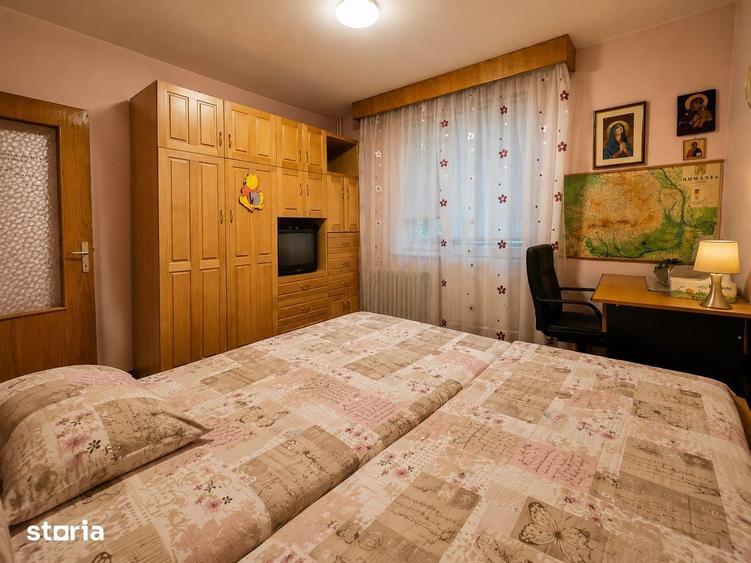 Apartament cu 3 camere decomandat în Bistrița Lac