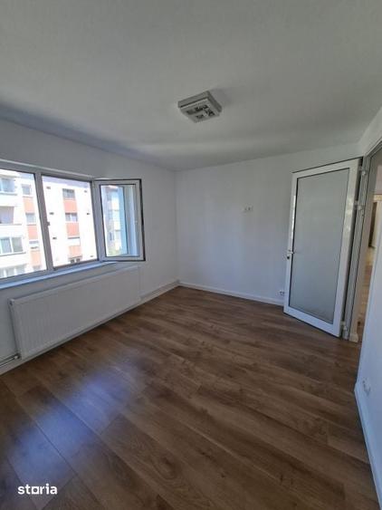Apartament 3 Camere RENOVAT INTEGRAL | Zona Garii, Etaj 3/4 - 5
