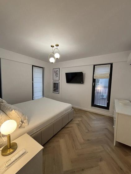 Apartament cu 3 camere decomandat în Stadion