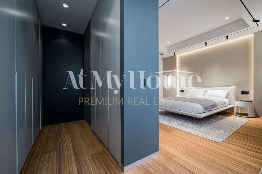 Penthouse cu 4 camere decomandat, mobilat în Primăverii