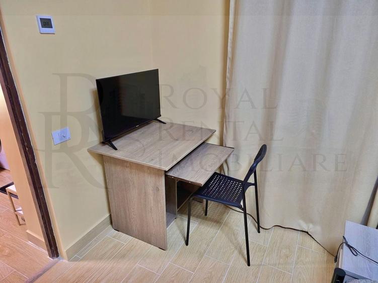Casă individuală cu 2 camere cu Canalizare în Central