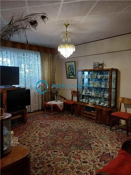 Apartament cu 3 camere decomandat în Ultracentral