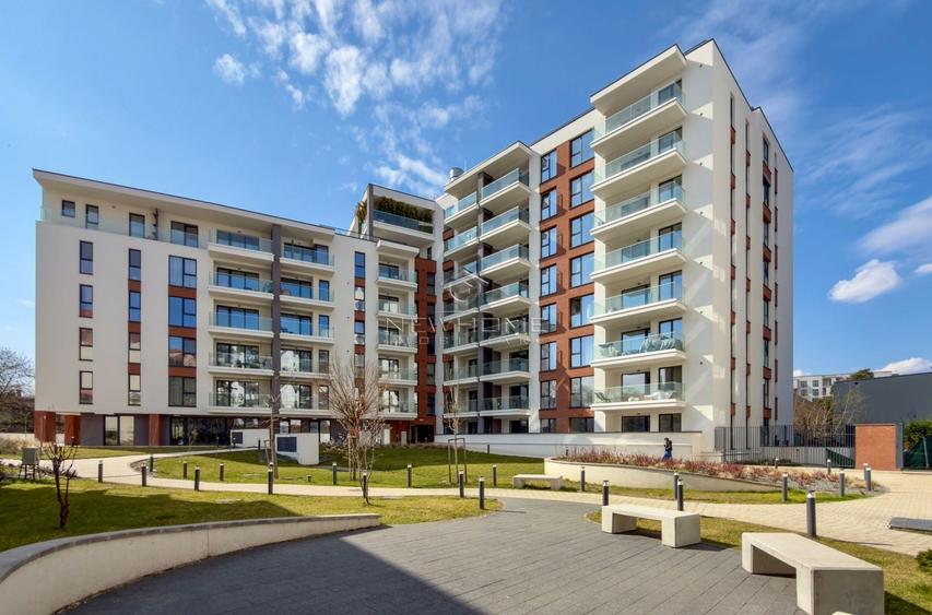 Apartament cu 2 camere semidecomandat, mobilat în Mărăști