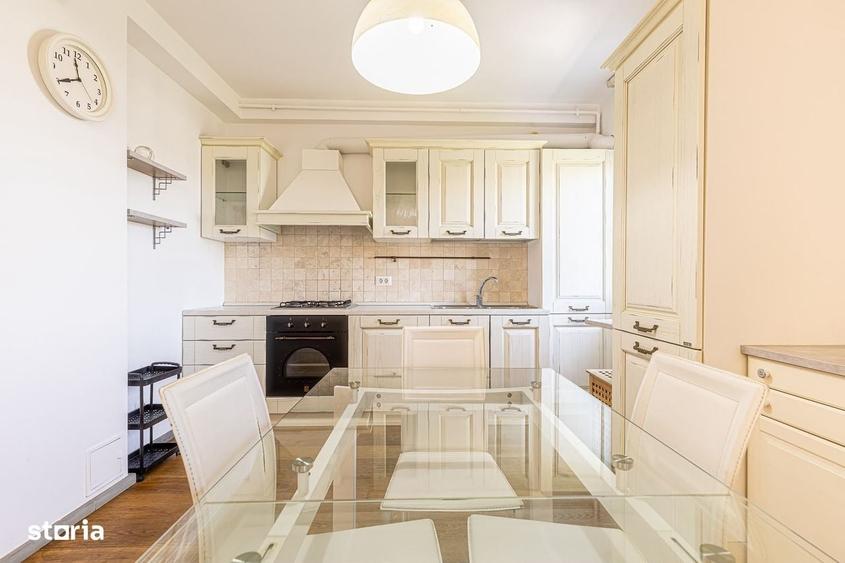 Apartament cu 3 camere decomandat în Băneasa