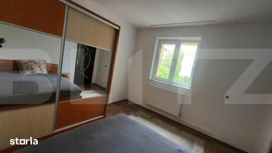 Apartament cu 3 camere decomandat în Simeria