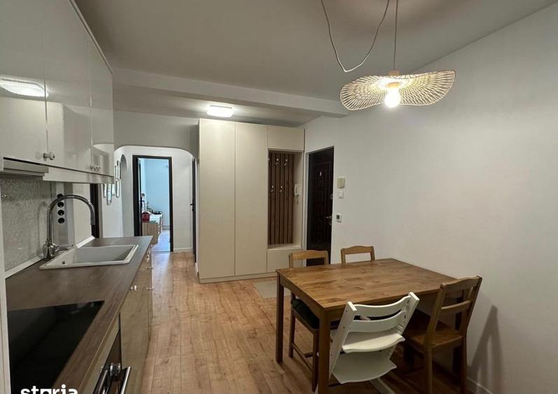 Apartament cu 3 camere decomandat, mobilat în Plopilor