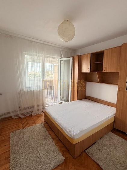 Apartament cu 3 camere decomandat, mobilat în Gheorghe Lazăr