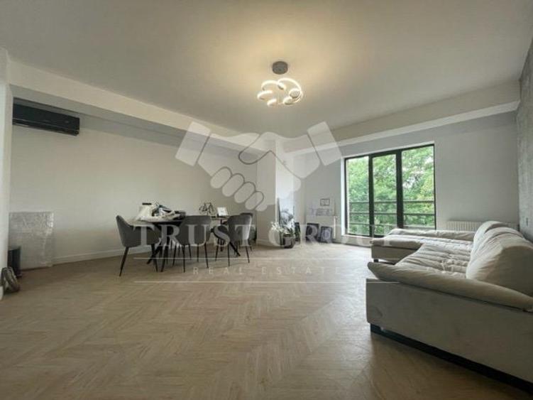 Apartament cu 4 camere decomandat, mobilat în Clucerului