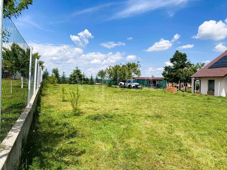 Teren Construcții intravilan de 895 mp, în Paleu