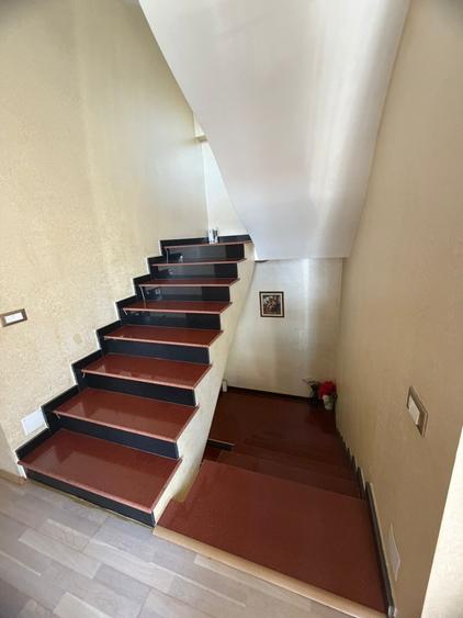 Casă individuală cu 6 camere cu Canalizare în Sălaj