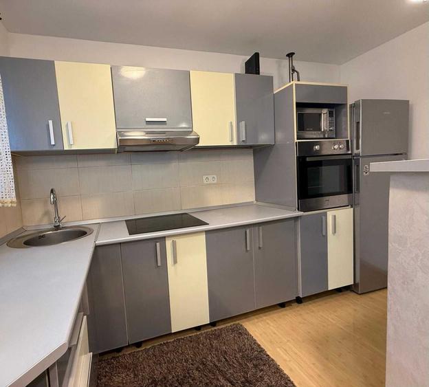 Apartament cu 2 camere semidecomandat în Exterior Vest