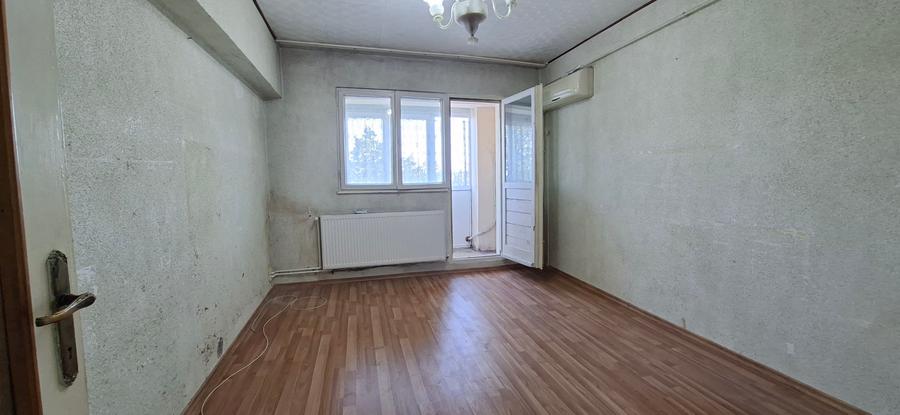 Apartament cu 2 camere decomandat în