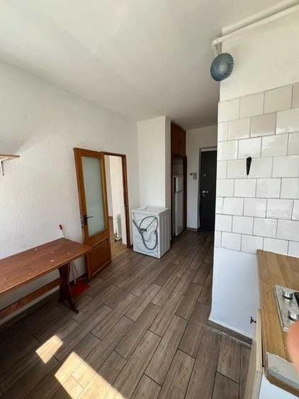 Garsonieră nedecomandată în Drumul Carului