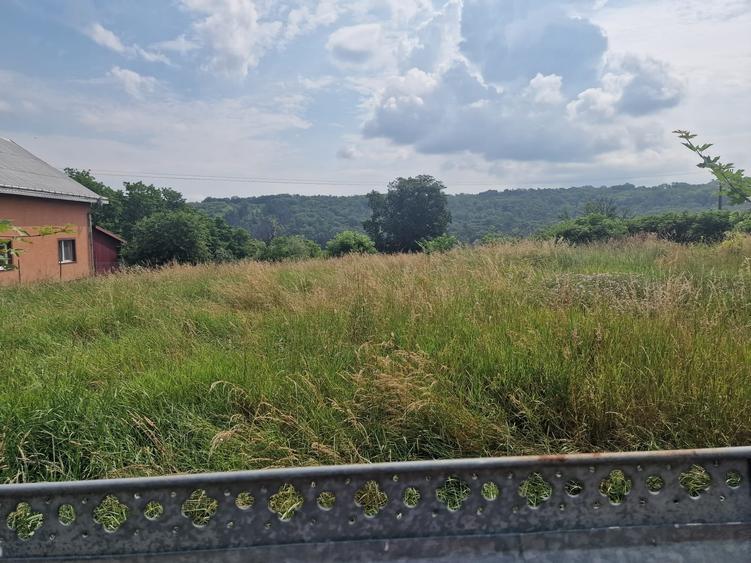 Teren Construcții intravilan de 800 mp, în Nord-Vest