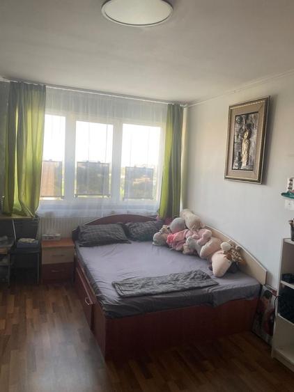 Garsonieră semidecomandată în Titan
