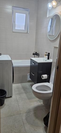 Apartament cu 3 camere decomandat în Ieud