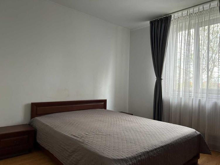Apartament cu 2 camere semidecomandat în Trivale