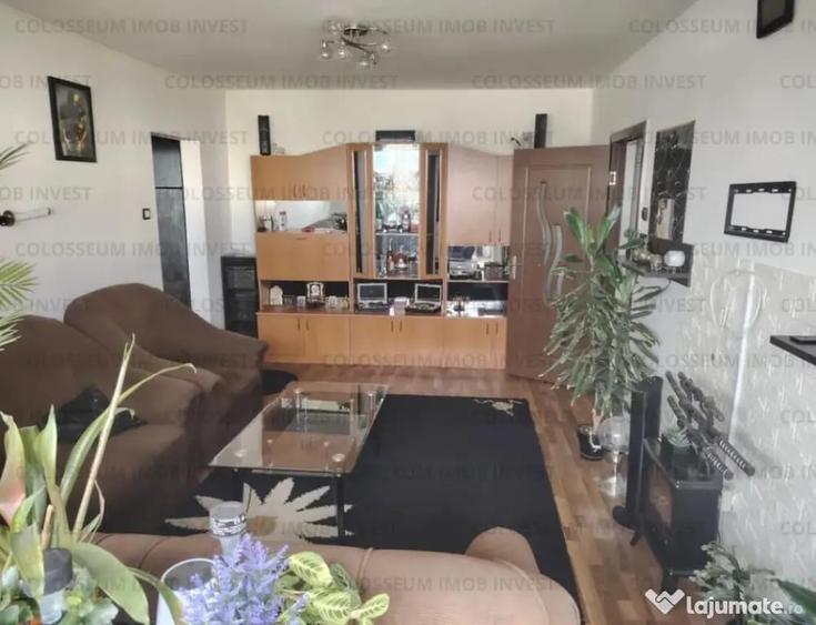 Apartament cu 2 camere semidecomandat în Astra