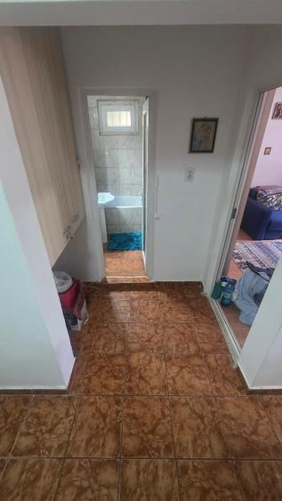 2 Camere,decomandat,Zona CET - 3
