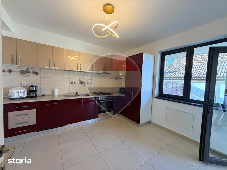 Casă cu 4 camere cu Teren 300 Mp în Cârcea