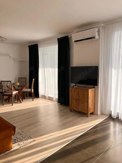 Apartament cu 2 camere decomandat în Central