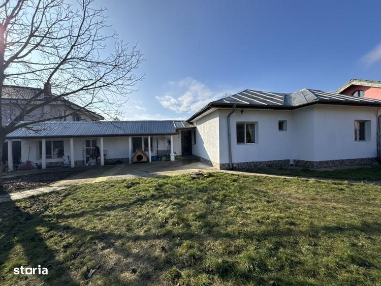 Casă cu 3 camere în Odăile
