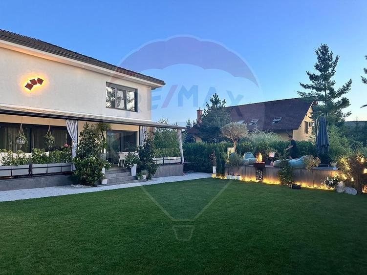 Casa exclusivista care combina perfect luxul ?i func?... - 2