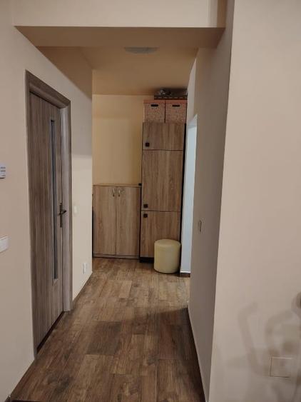Apartament cu 2 camere semidecomandat, mobilat în Dâmbul Rotund