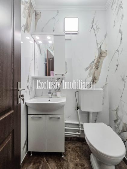 Mega Image - Tomis 3 - Apartament 2 Decomandat 60 mp Renovat - Mobilat Clasic - 12
