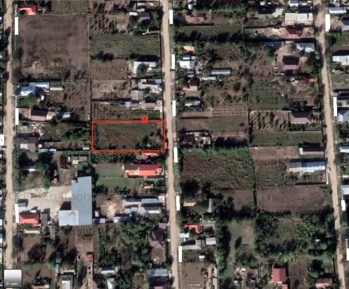 Teren intravilan de 2000 mp, în Lacu Sărat