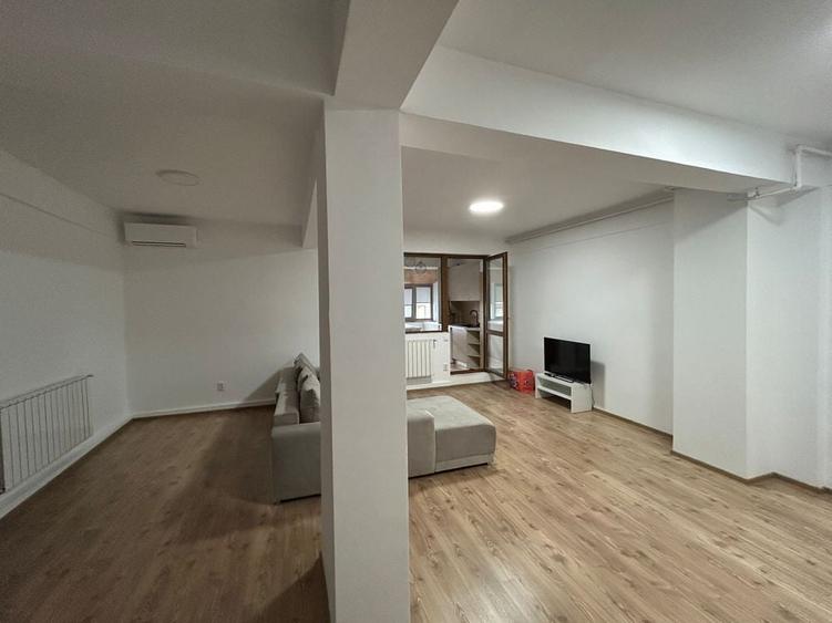 Apartament cu 2 camere în Olteni
