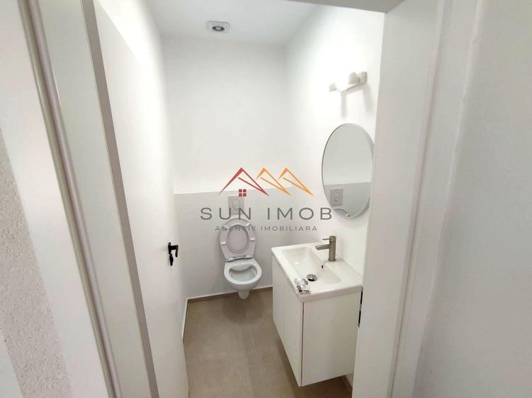 Apartament cu 3 camere, mobilat în Central