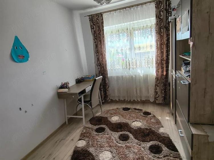Casă individuală cu 3 camere cu Teren 271 Mp în Moara Nica
