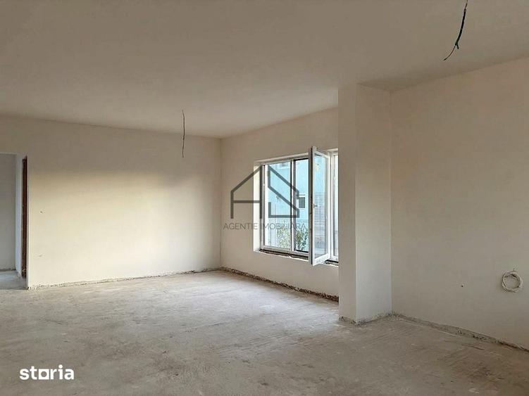 Casă cu 4 camere cu Teren 613 Mp în Oncea