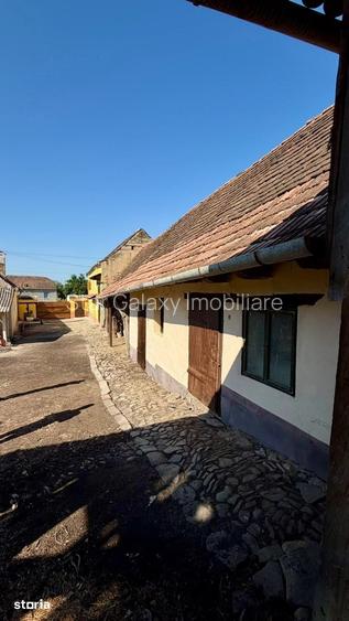Vand 2 case individuale in Localitatea Bradeni jud.Sibiu