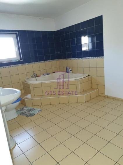 Casă cu 5 camere cu Teren 290 Mp în Crângași