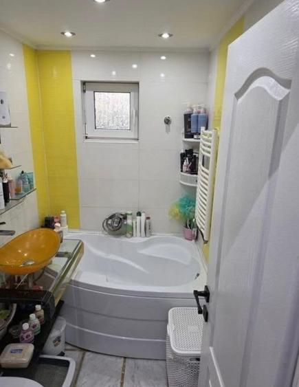 Dacia - Lidl - 3 camere - renovat - mobilat -  geam la baie - 2