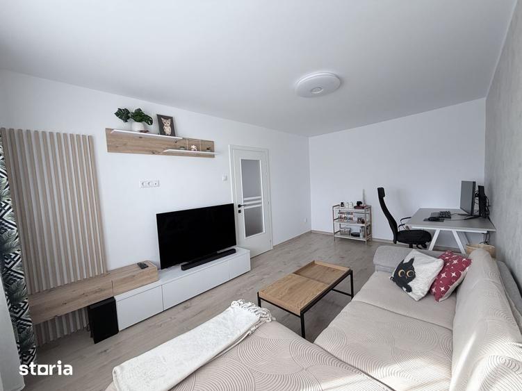 Apartament cu 2 camere decomandat în Dâmbu Pietros