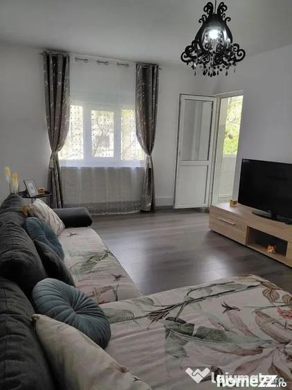 Apartament cu 2 camere decomandat în Mazepa 2