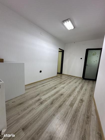 Casă cu 4 camere cu Teren 80 Mp în Central