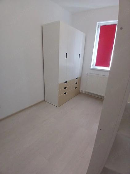 Apartament cu 2 camere semidecomandat în Florilor