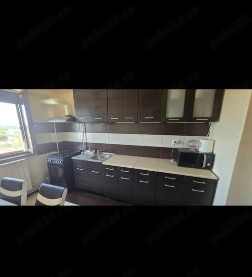 Apartament cu 3 camere decomandat în Plantelor