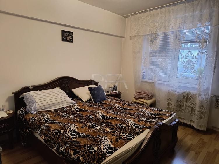 Apartament cu 3 camere decomandat, mobilat în Drumul Taberei
