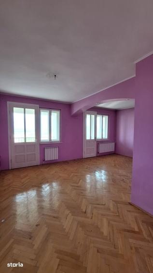 Spațiu comercial, de 402 mp, în Central