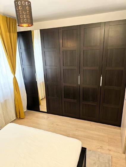 Apartament cu 2 camere decomandat în Titan